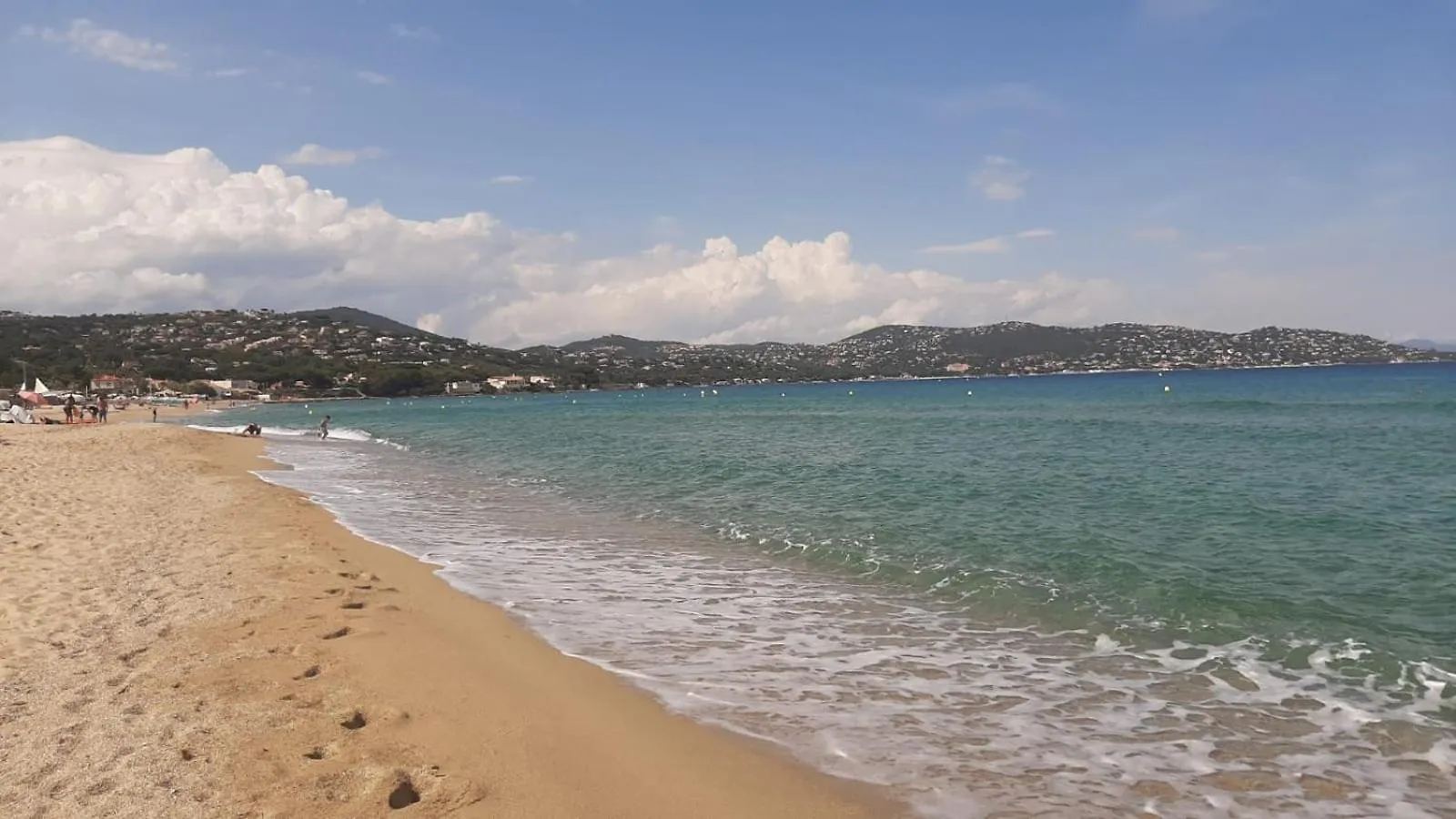 Appartement T2 Neuf Avec Piscine A Sainte-Maxime