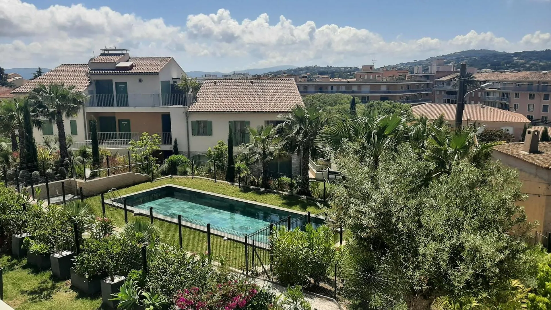 Appartement T2 Neuf Avec Piscine A Sainte-Maxime France